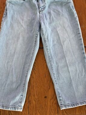 Lauren Ralph Lauren Light Blue Jean Capris Women's Jeans
